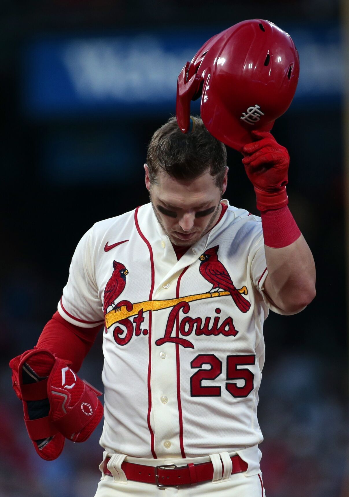Cardinals host Braves at Busch